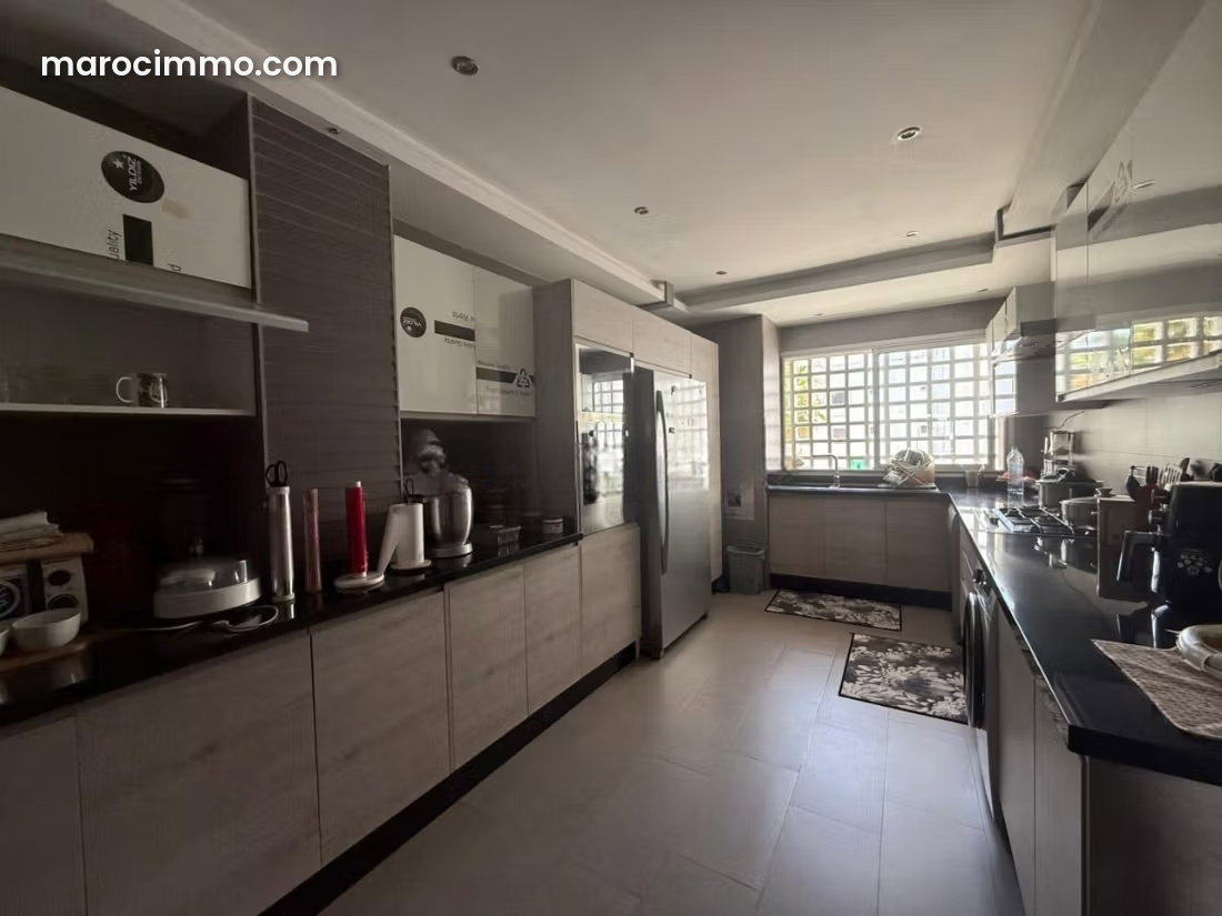 220 sqm apartment, three bedrooms, Riyad, Rabat — Rabat