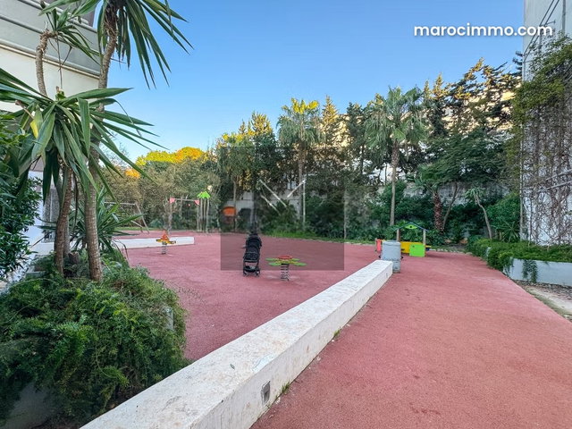 A Louer Appartement 3 chch perso, Terrasse, Ain Diab — 3