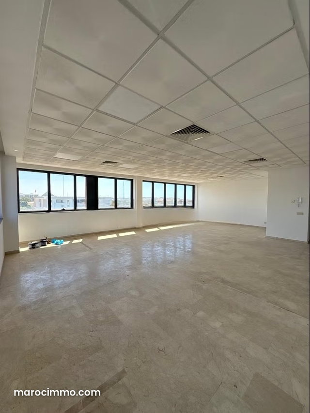 Plateau bureau open space Temara — 2