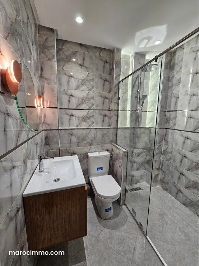 Appartement à vendre à Gauthier — 3