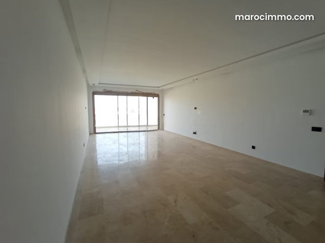 Magnifique appartement à Louer à Menzah — 5
