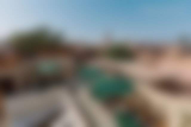 رياض فاخر بست غرف وحوض سباحة مُسخَّن في مواسين مراكش — 2