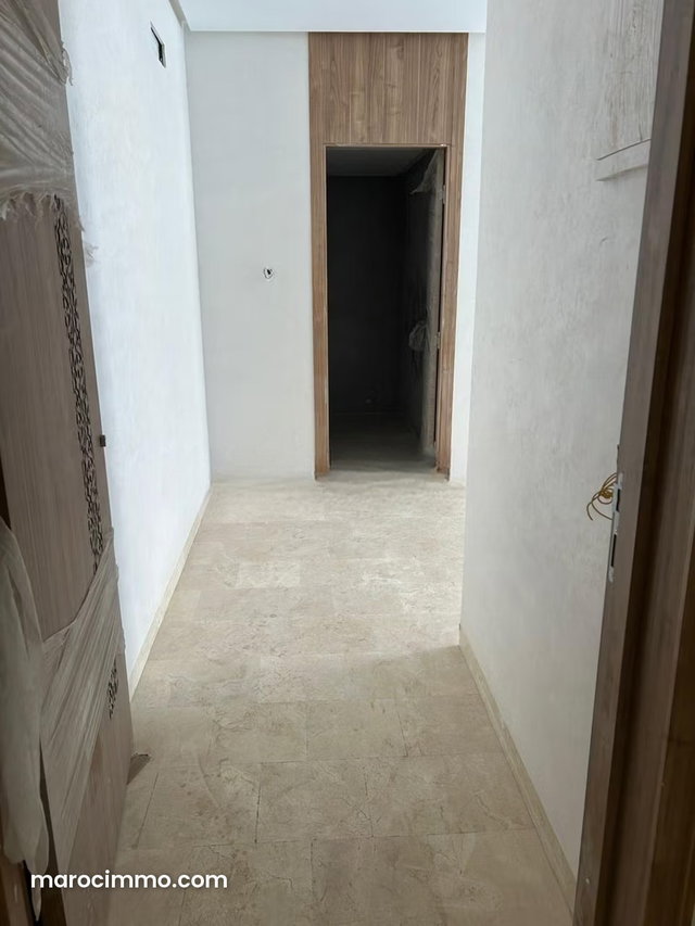 Two Standing Studios for Sale — 3