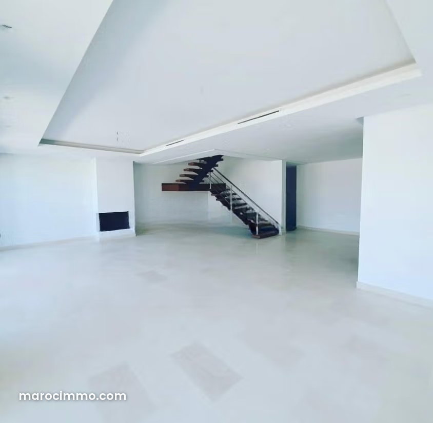 240 sqm Penthouse with Panoramic Sea Views, Aïn Diab, Casablanca — Casablanca