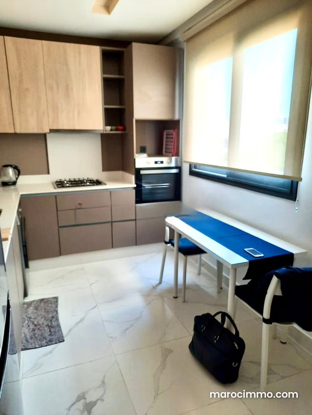 Studio meublé 54 m² sans vis à vis – L’Hermitage – À 2 min du Tramway — 3