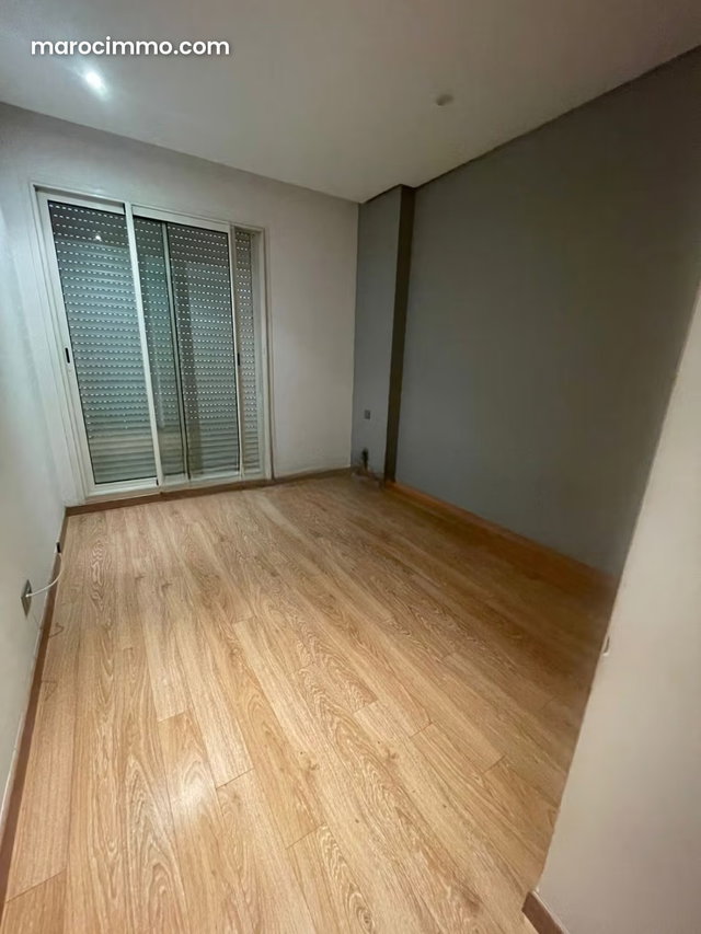 Renting a 4-Bedroom Apartment in Riyadh. Elevator and Terrace — 5