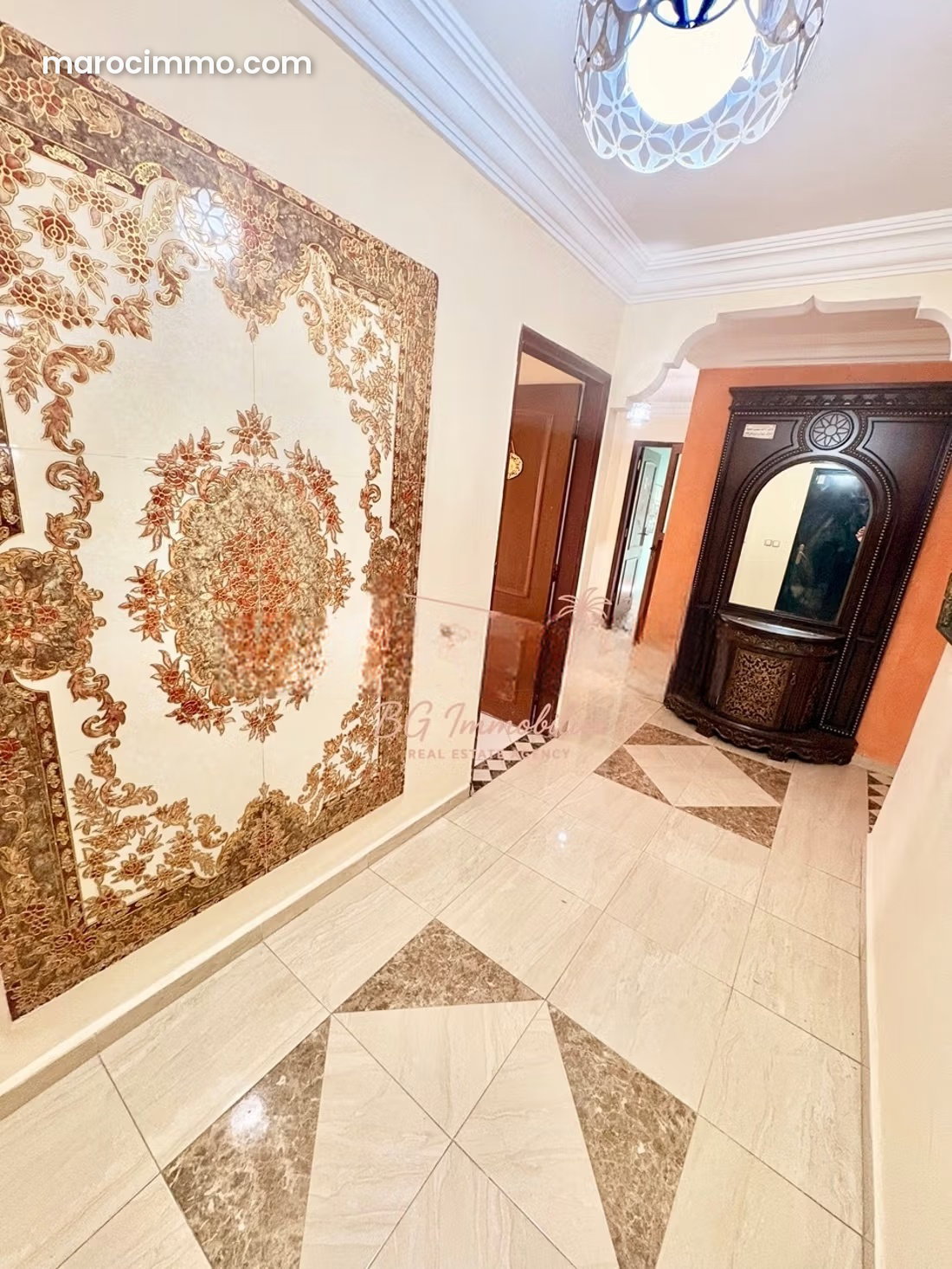 Appartement 5 pièces à Hay Mohammadi Agadir avec garage et jardin — Agadir