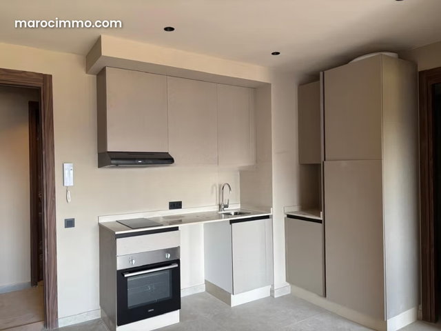 Un très beau studio neuf, jamais habité, haut standing situé dans le quartier recherché de Riviera — 3