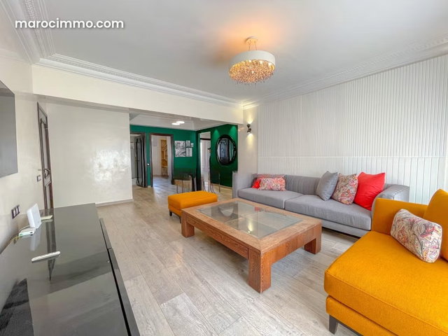 Bel appartement en location à Racine. Surface de 150 m². Bien meublé — 2