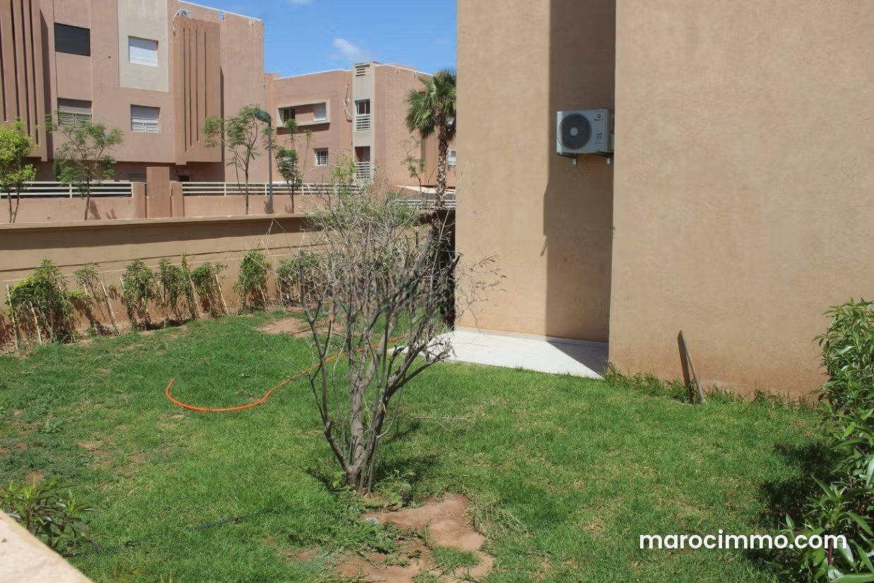 Apartment with Garden and Garage for Rent in Marrakech — Marrakesh