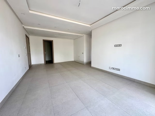 Superbe rez de jardin neuf jamais habité à Ain Diab — 5