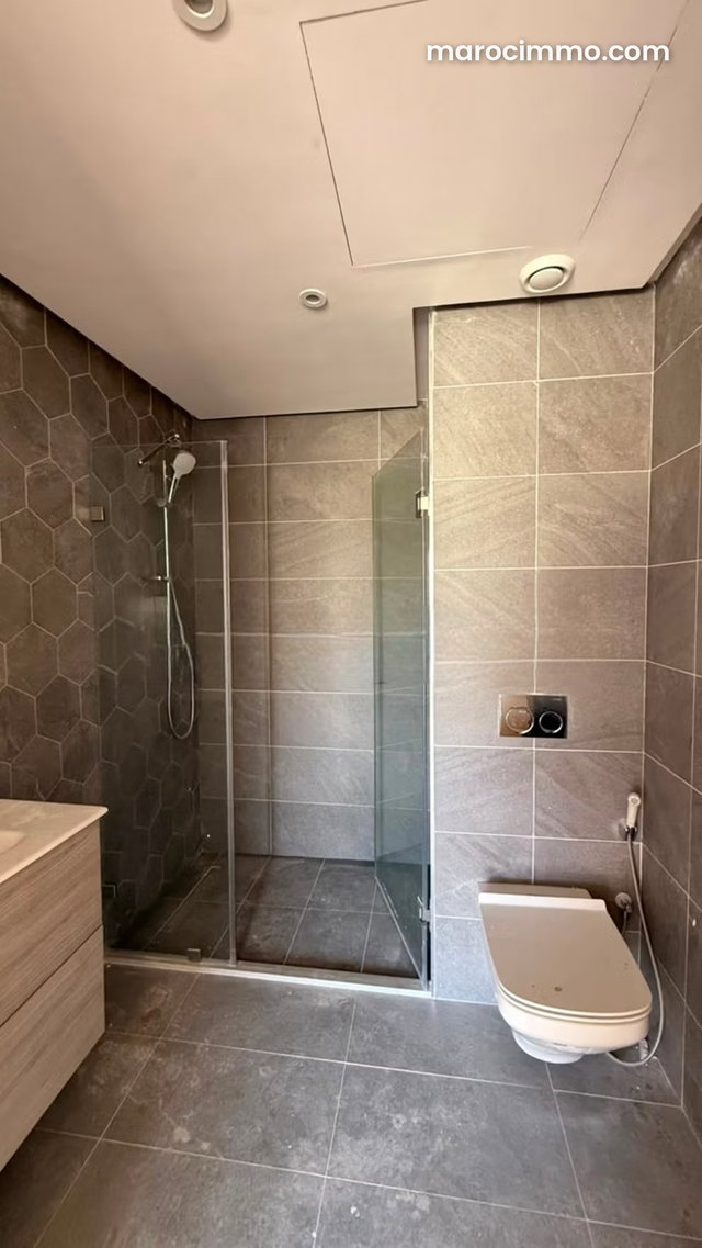 Appartement à louer 84 m² à Rabat, Mall Carrousel — 4