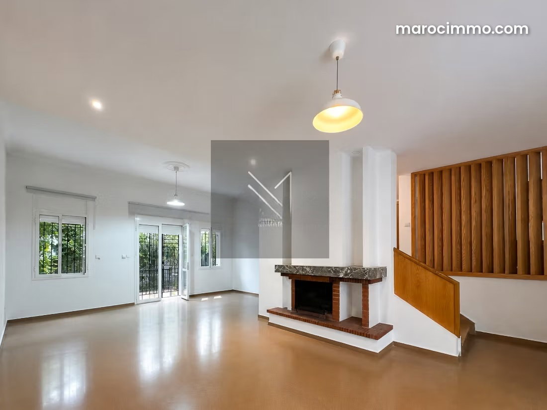 300 m² Villa for Rent in Aïn Diab, Casablanca, 5 Bedrooms, Near the Beach — Casablanca