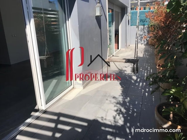 GAUTHIER Superb Vacant Duplex, 3 bedrooms, 2 terraces — 2