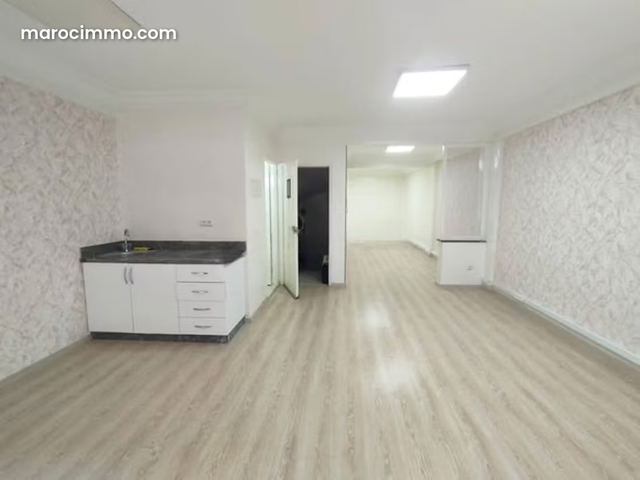 Plateau Bureau 68m² Bourgogne 6000 dh — Casablanca