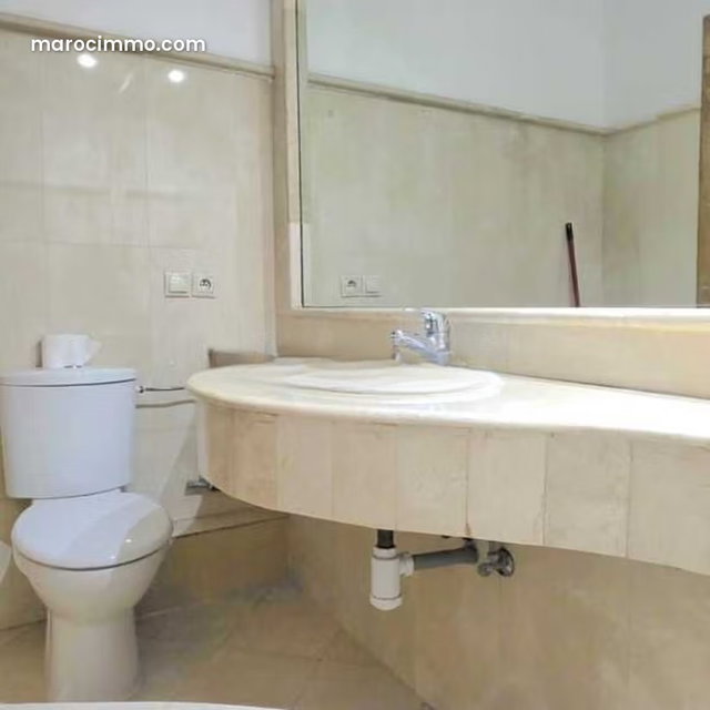 Appartement à Vendre de 139.0 m² à Casablanca, Racine — 3
