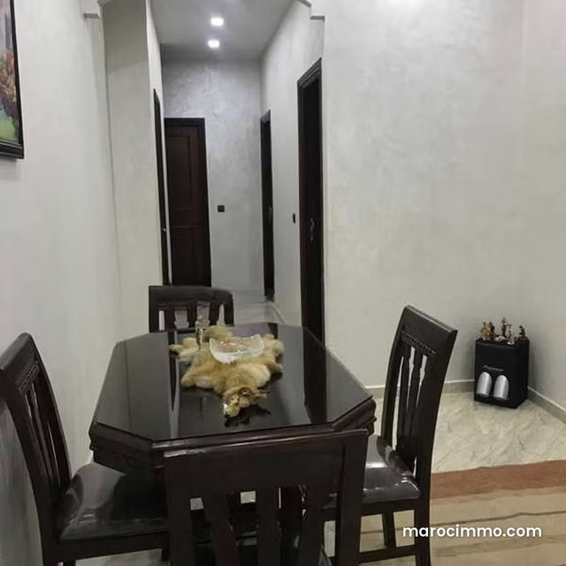 Appartement à Vendre de 95.0 m² à Casablanca, Belvedere Roches Noires — 3