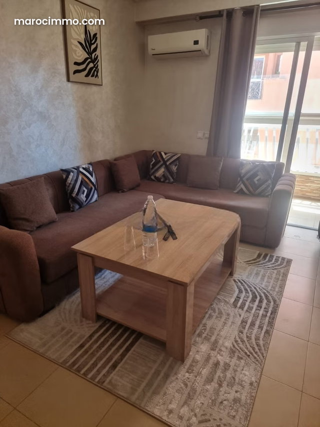 Furnished 2-Bedroom Apartment with Pool in Residence — 2