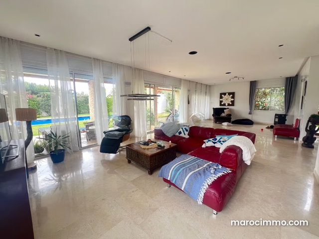 Magnifique villa isolee /1400 m2/ ville verte / 5 chambres — 3