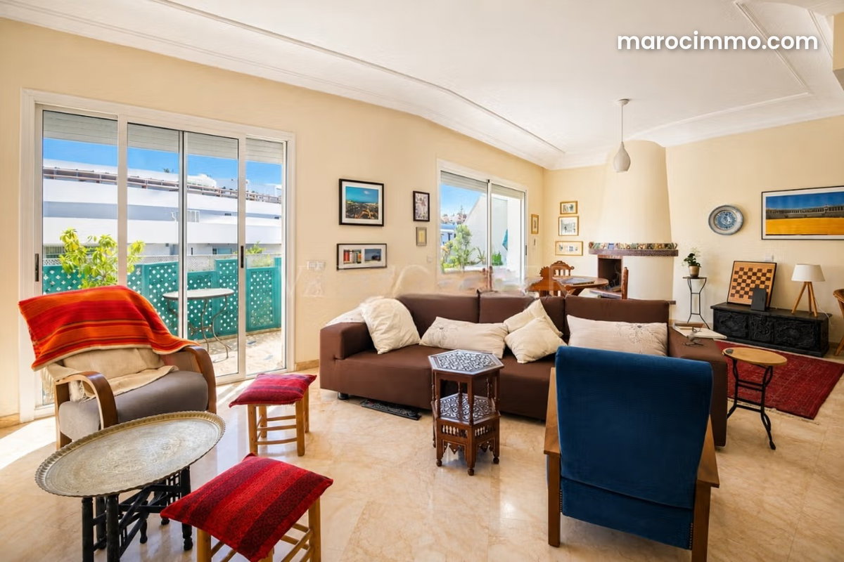 Location appartement 3chambres avec terrasse à Racine, Casablanca