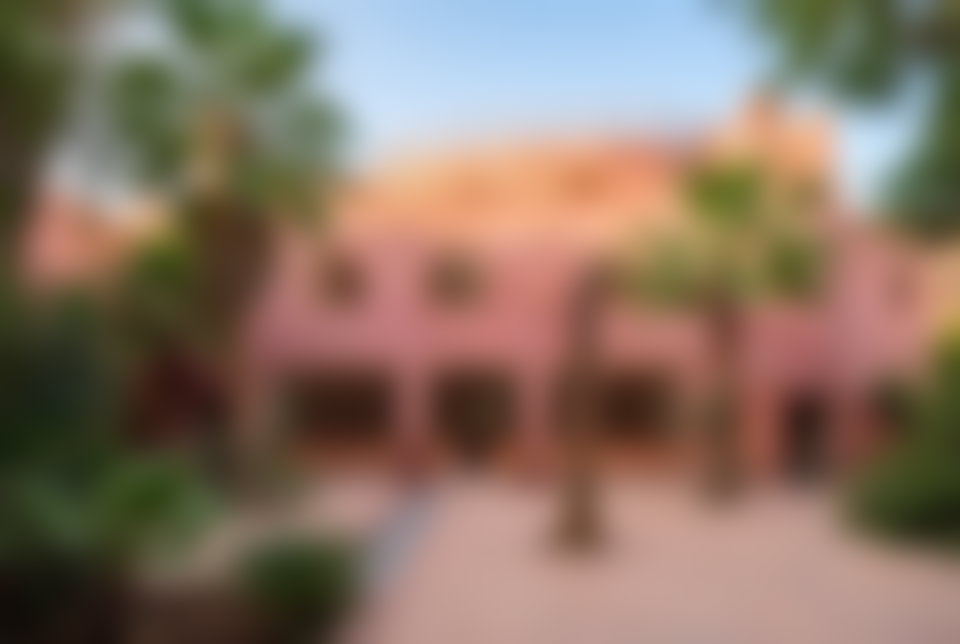 فرصة استثمارية مبنى تجاري 1400 م² بجليز مراكش