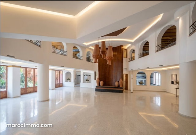 Rare immeuble indépendant Restaurant Riad — 3