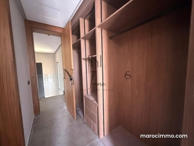 Villa de Standing à Vendre — 5