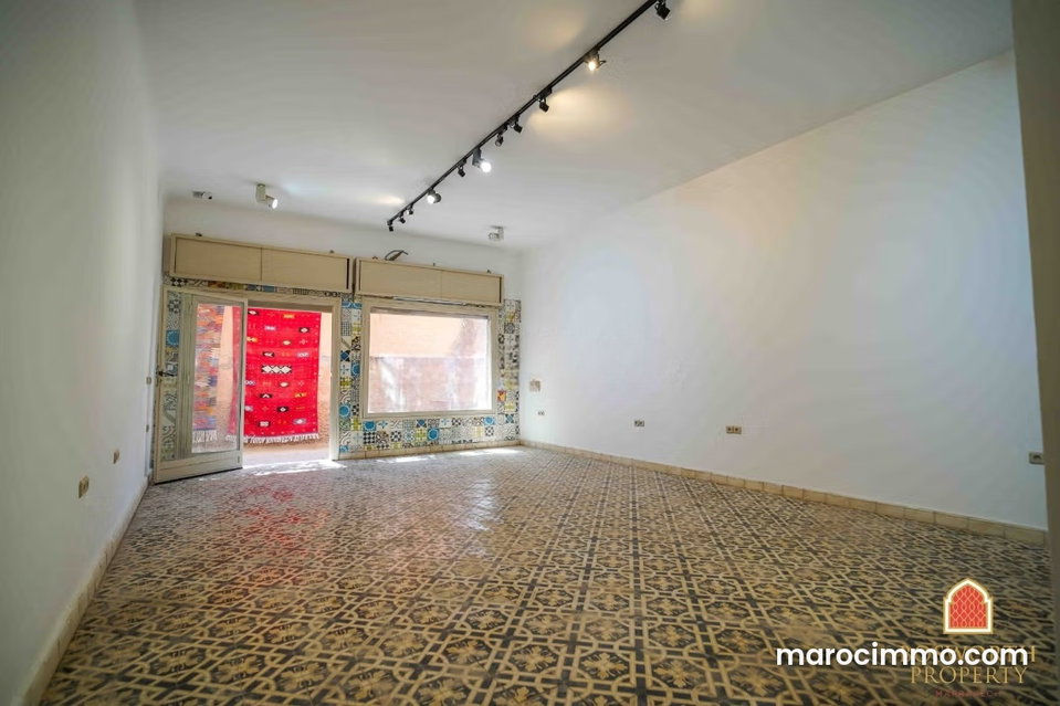 Espace Commercial Fabuleux à Vendre dans la Médina