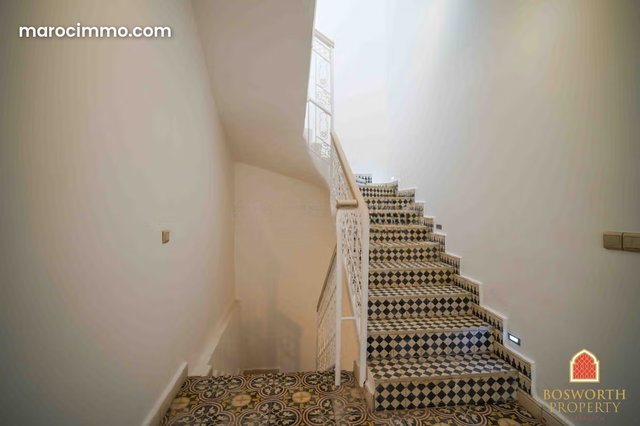 Espace Commercial Fabuleux à Vendre dans la Médina — 4