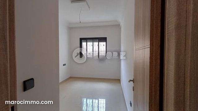 100 m² Apartment for Sale, 2 Bedrooms Ain Borja Casablanca — 2