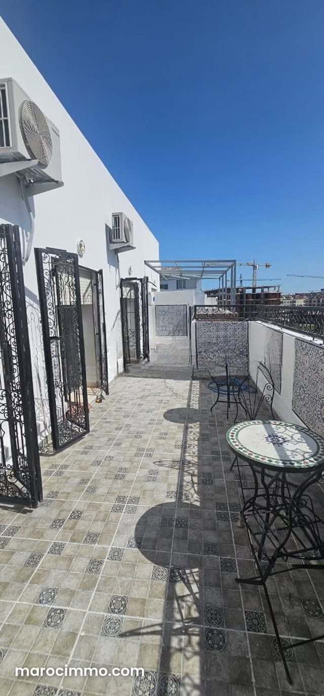 Appartement lumineux avec terrasse à Tanger — 3