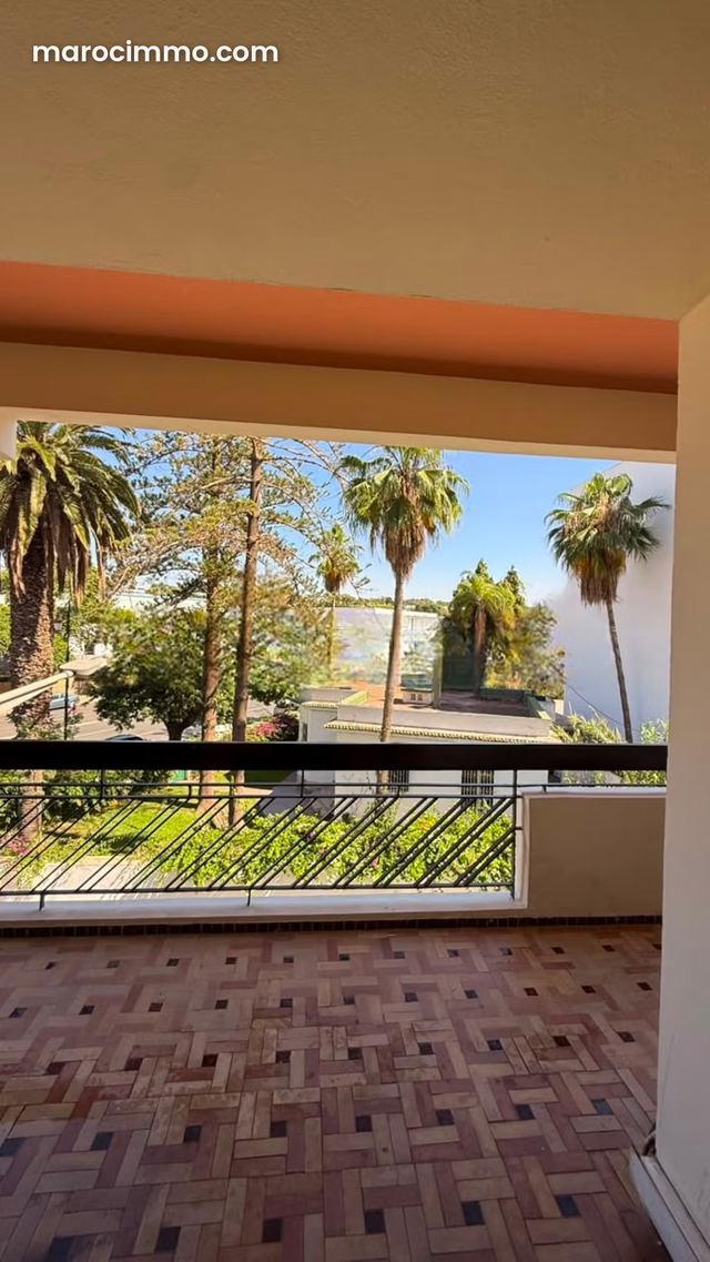 Appartement à louer 180m Haut Agdal — Rabat