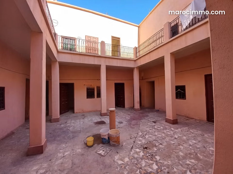 Riad Laksour à rénover 9 suites