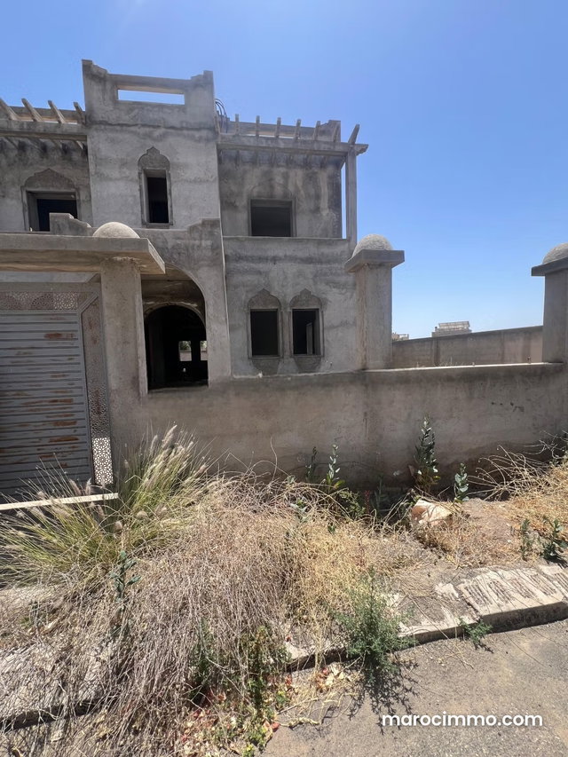 Semi-Finished Villa 450 m² in a Gated Community – Route de Casablanca – Marrakech — 4