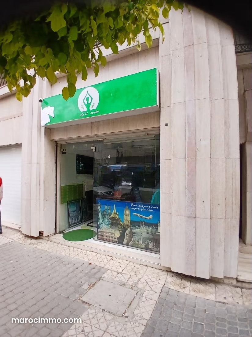 محل تجاري جاهز على بولفار باريس في مصلى طنجة — طنجة
