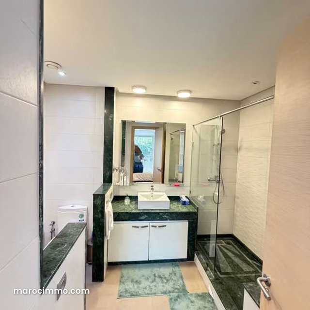 Appartement à Vendre de 285.0 m² à Bouskoura, Ville Verte — 5