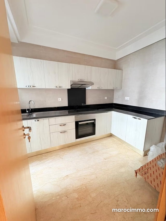 3 chambres vide CFC AVEC UNE BELLE VUE — 5