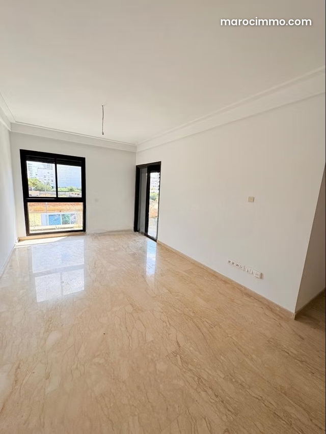 3 chambres vide CFC AVEC UNE BELLE VUE — Casablanca