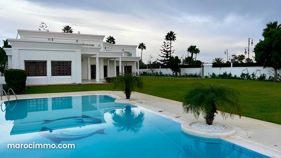 Luxury Villa for Rent in Souissi. 7 Bedrooms. Garden and Terrace