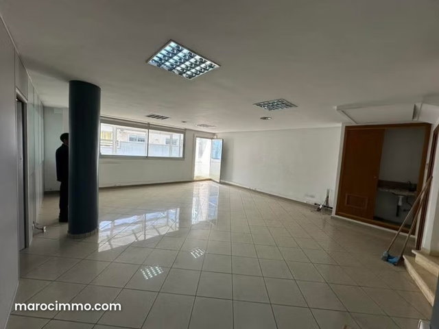 Office Space for Rent in Oasis. Total Area 96 m². With Elevator and Terrace — 2