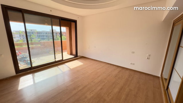 Appartement à vendre ou à louer — 5