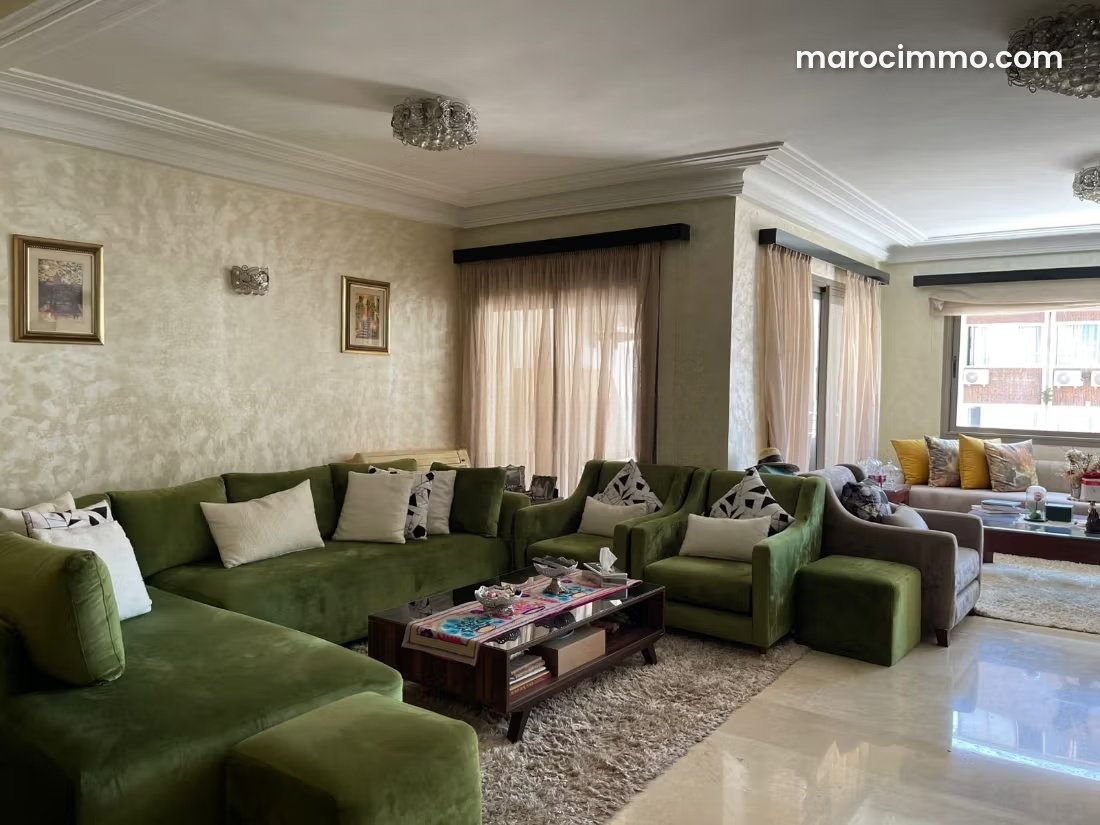 4-Room, 182 m² Apartment for Sale in Casablanca’s Racine District — Casablanca