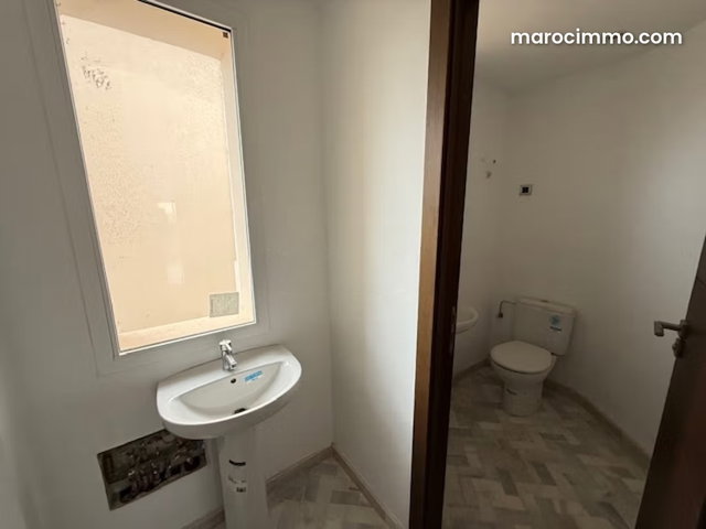 2 Bureaux bien placé à SAFI — 2