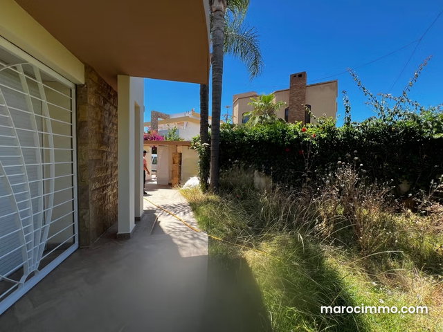 EXCLUSIVITÉ: Villa d'Exception de 400 m² à Vendre – 2 Façades — 3