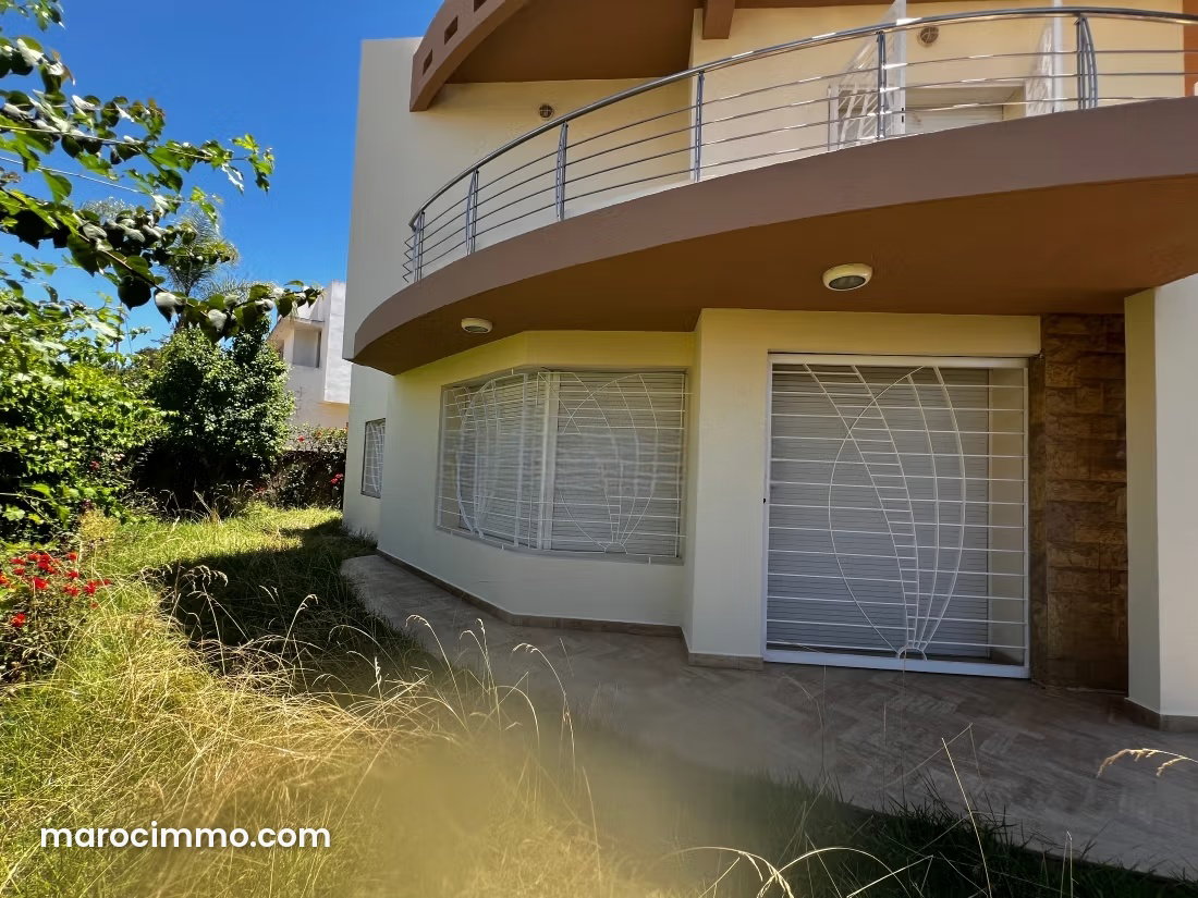 400 m² Villa for Sale, Ville Nouvelle, Meknes, 6 Bedrooms — Meknes