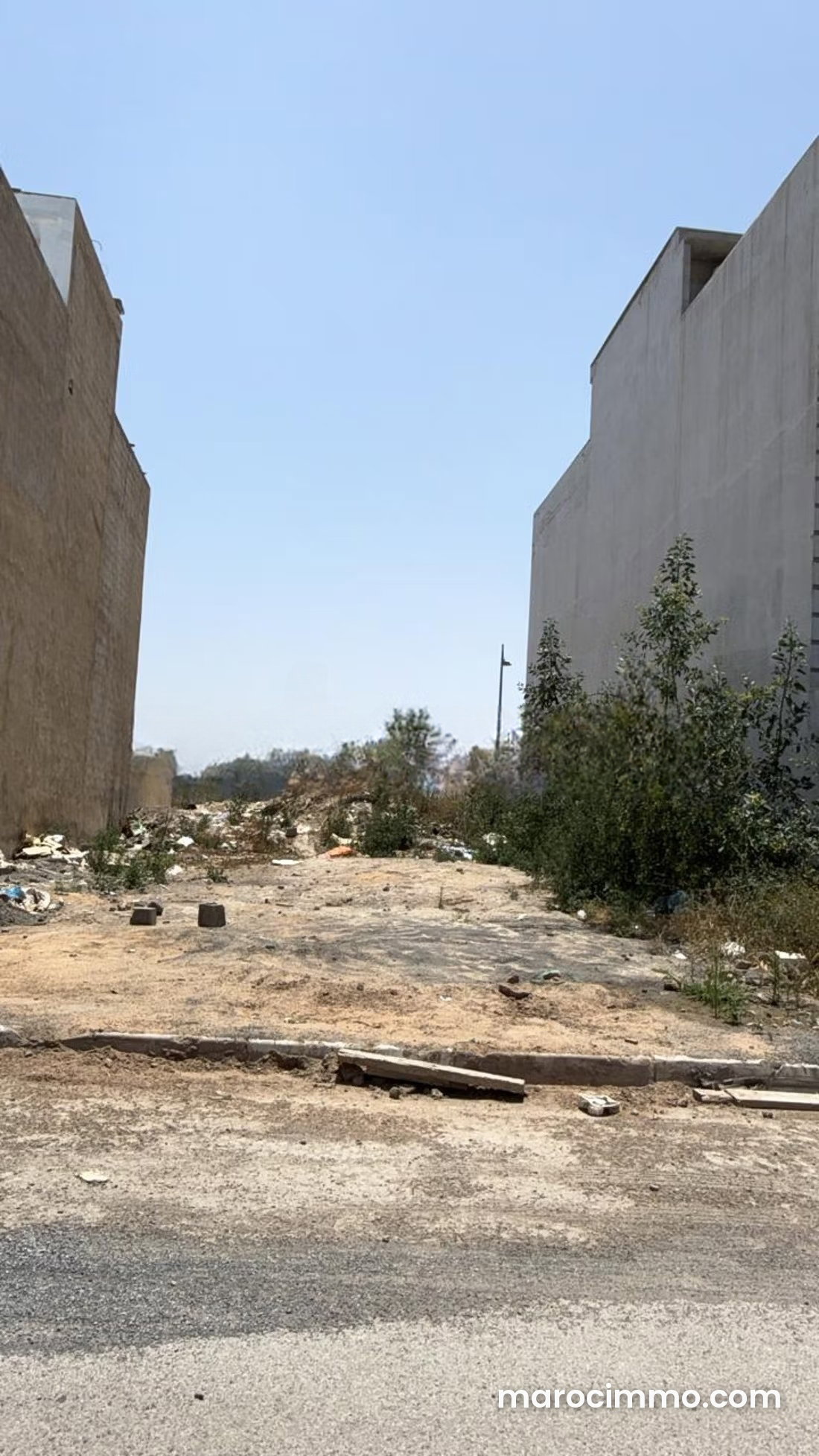 Terrain 292 m² deux façades, Almaz, Casablanca à vendre — Casablanca
