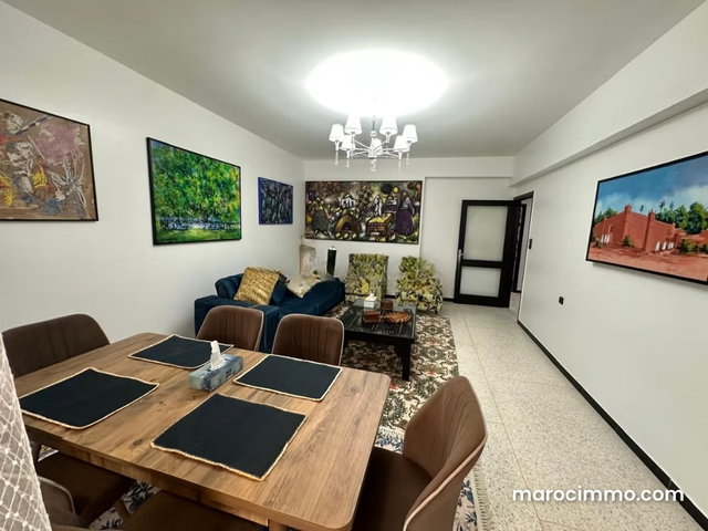 Très bel appartement en location en Hassan Centre Ville. 4 grandes pièces. Bien meublé — 2