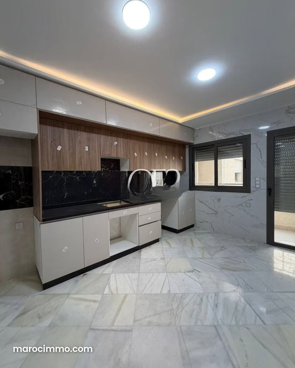 Appartement à vendre à Moujahidine – 92 m²