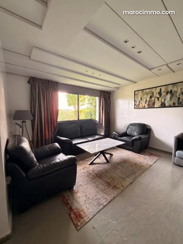 Appartement dans une Résidence sécurisée à Louer — 5