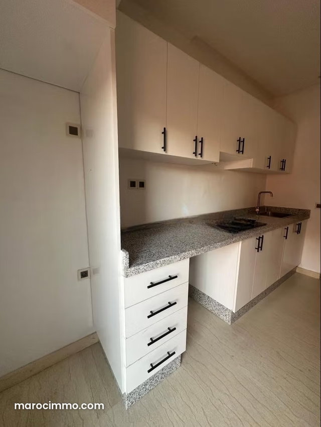 Apartment for Sale in Béni Mellal. 6 Comfortable Rooms — 2